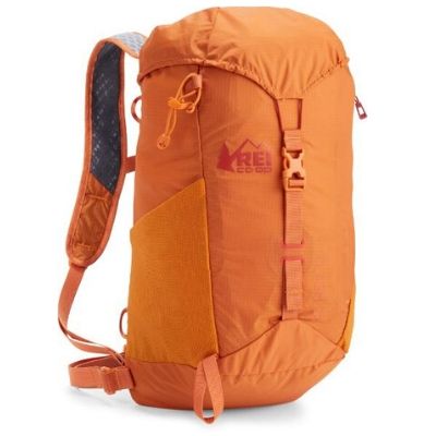 Best Hiking Daypack: REI Co-op Flash 22 - Gear Hacker