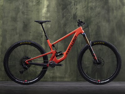 Best Long Travel Mountain Bikes: Santa Cruz Hightower - Gear Hacker