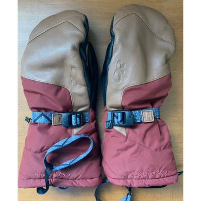 A Comparison and Review of Ski Mittens: Outdoor Research Carbide Sensor Mittens - Gear Hacker